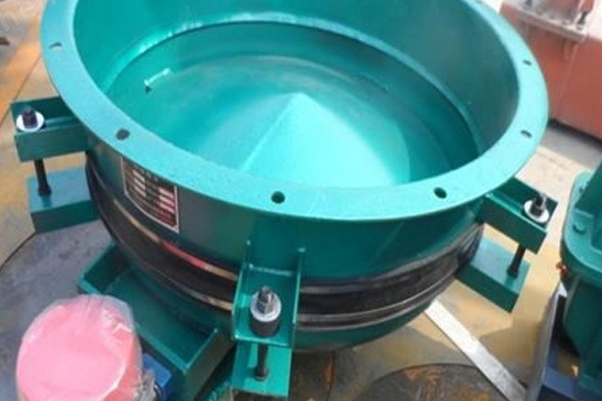 什么是惯性振动给料斗，性能特点怎样